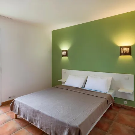 Superbe Avec Piscine, Tennis Et Acces A - Fr-1-239-1108 Apartman