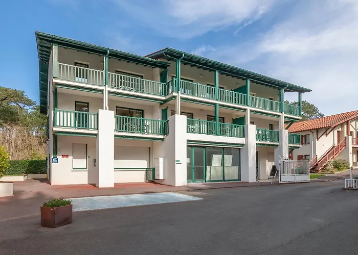 公寓 Superbe Avec Piscine, Tennis Et Acces A - Fr-1-239-1108